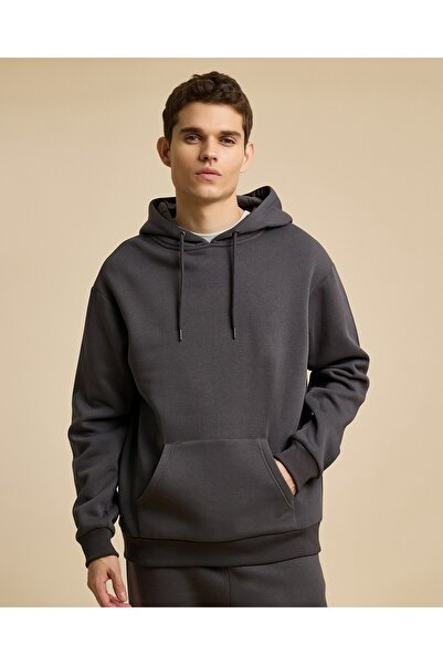 R&B Dark Grey Men's Solid Hoodie with Long Sleeves