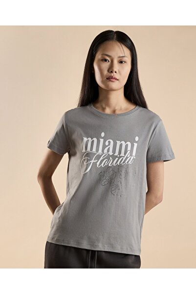 R&B Typography Print T-Shirt with Crew Neck and Short Sleeves