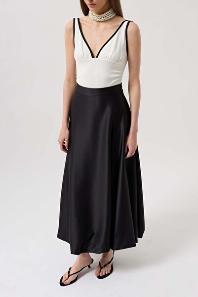 Maxi modena Satin Balloon Detail Midi Black Skirt