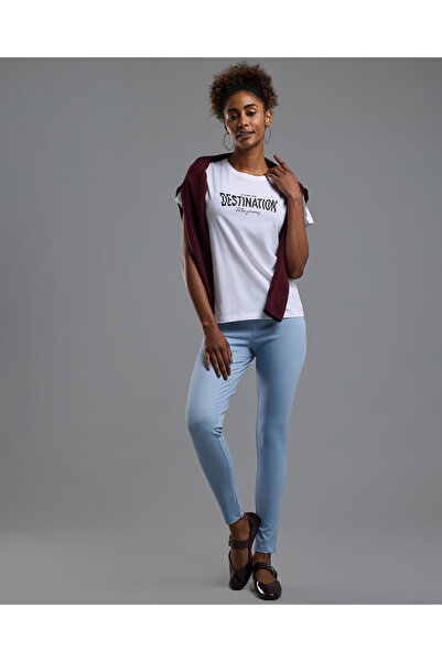 R&B Typography Print T-Shirt with Crew Neck and Short Sleeves