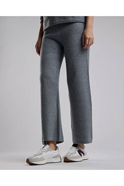 R&B Wine Women's Color Block Lace Up Sneakers