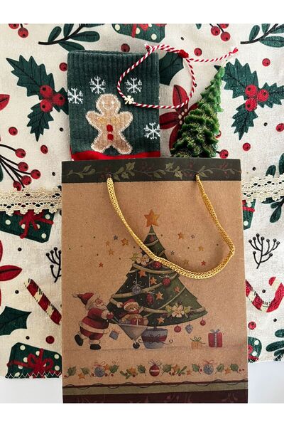 adin tasarım New Year's Gift Set 4 Pieces New Year's Socks Bracelet Pine Tree Candle Cardboard Bag Children Adult Set