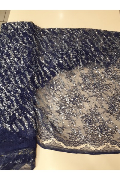 Safir Kumaş Lacivert Lez Dantel Üzerine Gümüş Taş ve Pul İşlemeli Top Somu 2....