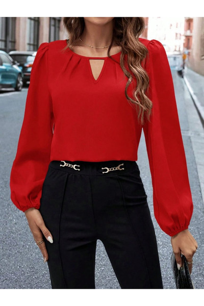 MODA Women's Long Sleeve Drop Detail Imported Crepe Blouse