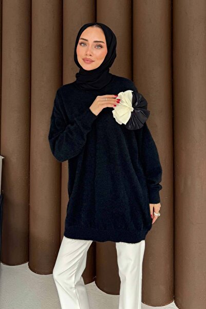 Melike Tatar Brooched Knitwear Tunic 70-2478