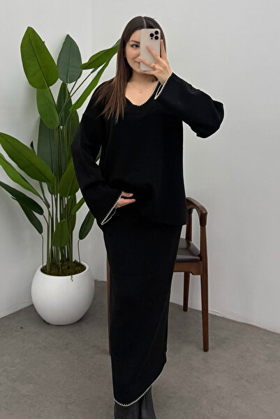 Ladima Γυναικείο Μαύρο Πλεκτό Σετ Πουλόβερ με λεπτομέρεια ραφής και λαιμόκοψη...