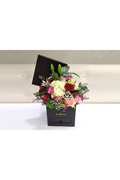 Carmel Flowers صندوق السعادة الجميل