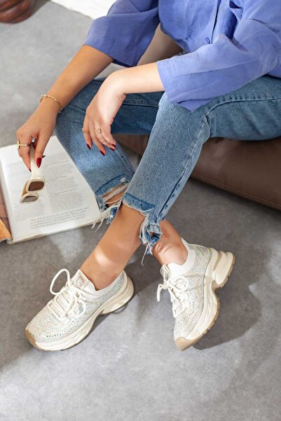 Adım Adım Women's Extra Comfortable and Lightweight Daily Stone Detailed Sports Shoes