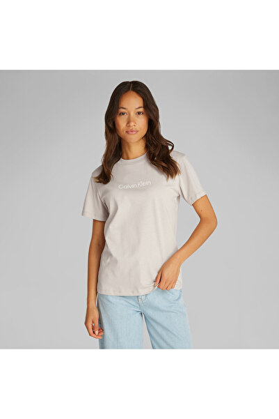 Calvin Klein Kadın Marka Logolu Sıfır Yaka Bol Kesim Kollu Gri T-Shirt K20K20...