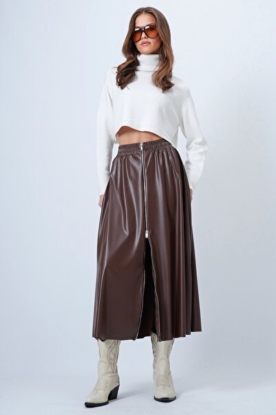 VAGGON Women's Bitter Brown Elastic Waist Zippered Faux Leather Skirt Vs01388