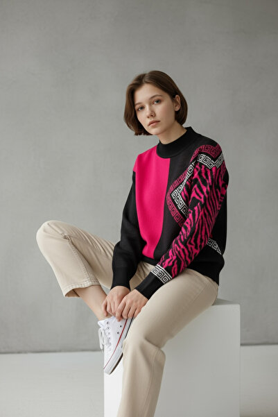 NEWCO Half-High Neck Patterned Knit Sweater with a Comfortable Fit.
