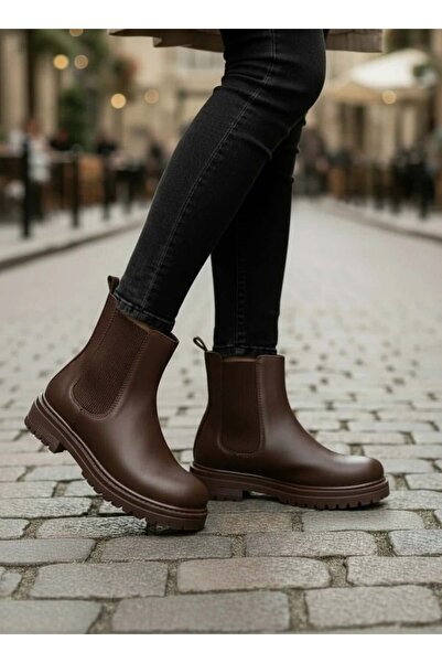 NAVİSHOES حذاء تشيلسي نسائي بني اللون مع جوانب مطاطية وبطانة من الفرو P255NAV