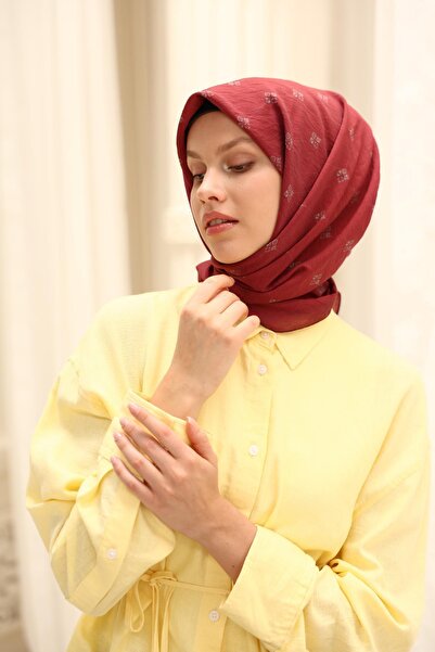 Silk Home Olinda Eşarp IST 22.00.48002.87 Çilek Kırmızısı, Bordo, Gri Monogram Desen