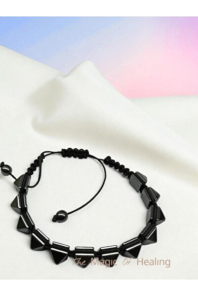 The Magıc of Healıng Hematite Natural Stone Pyramid Macrame
