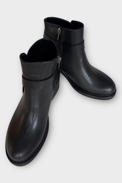 Liger Kadın Toka Detaylı Fermuarlı Kalın Topuk Bot SİYAH