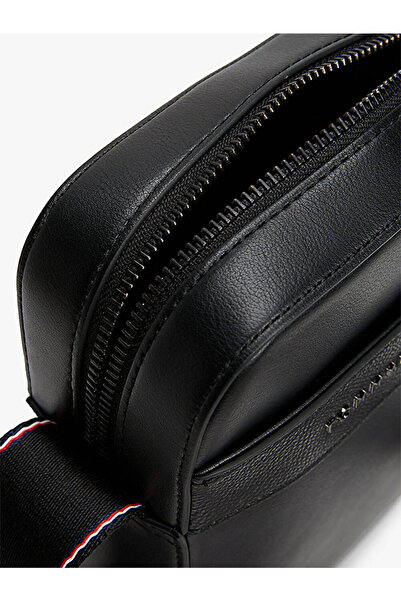 Tommy Hilfiger Men's Th Corp Mini Reporter Bag