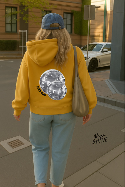 New Shine سويت شيرت بقلنسوة مطبوع عليه ديسكو كلوب