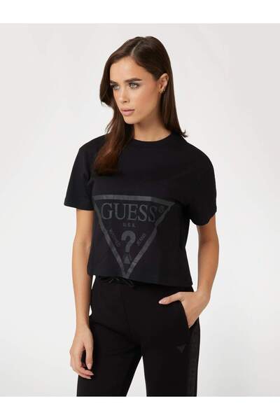 Guess T-Shirt with Logo on the Front
