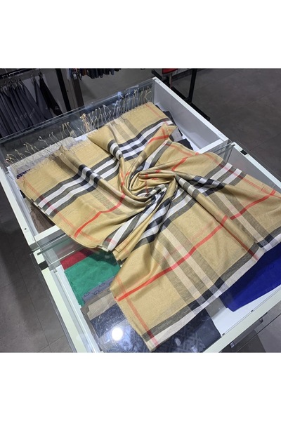 İpek Burbery Model Şal