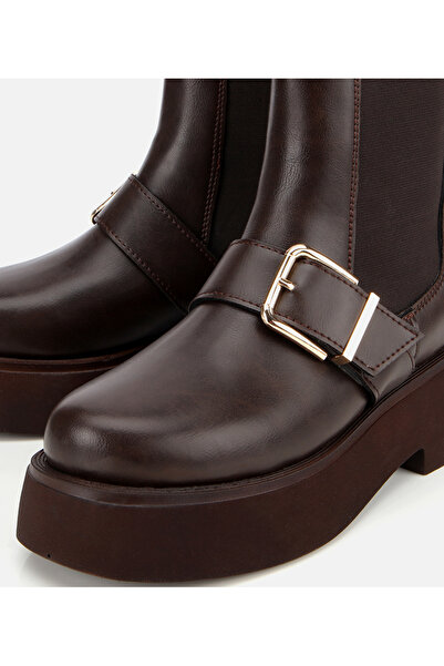 Hotiç Kadın Kahverengi Lastik Detaylı Tokalı Kalın Tabanlı Düz Bot