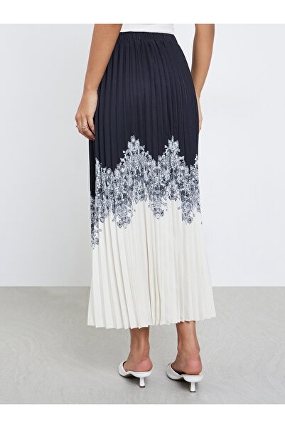 Styli Color Block Pleated A-Line Maxi Skirt