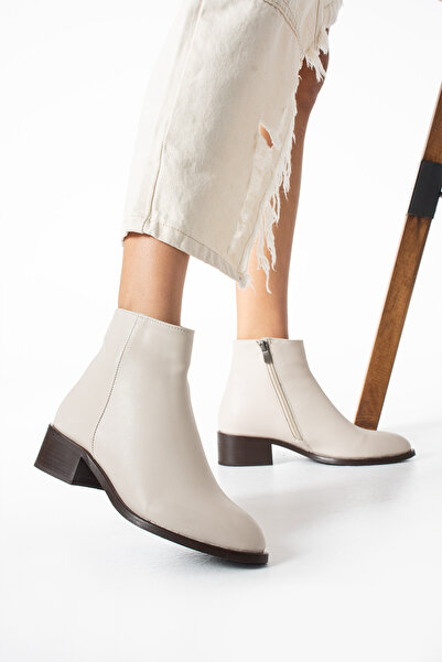 ELİSHA BUTİK Danica Ekru Renkli Bilek Üstü Kısa Kalın Topuklu Bot