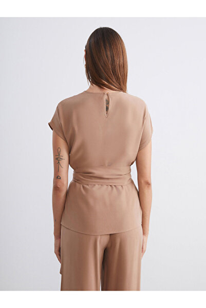 LC Waikiki Crew Neck Belted Blouse