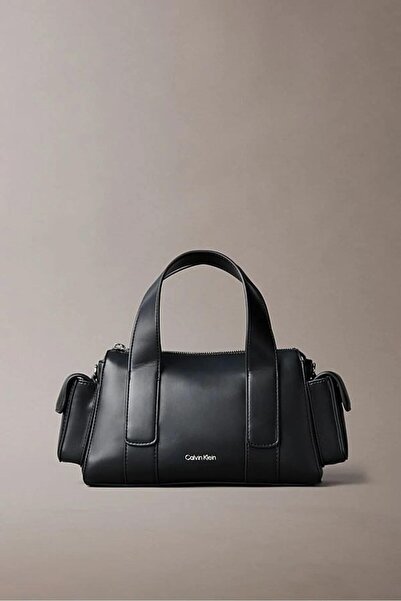Calvin Klein Women's Handbag with Side Pockets and Detachable Strap - Black
