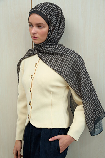 cs camellia scarf Houndstooth Ramie Shawl - Black