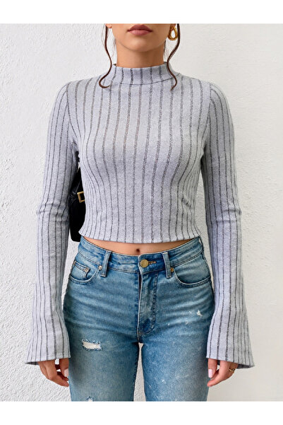 Take Two By Styli Grey Textured Knit Crop Top