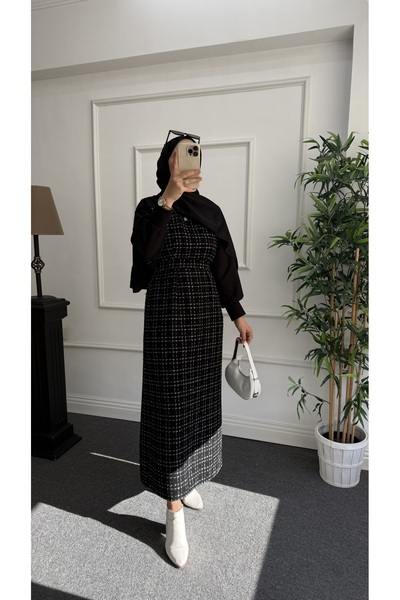 Nisa Nalbantoğlu Ασημί ασημί μαύρο τουίντ φόρεμα χιτζάμπ-με κουμπιά στο πίσω μέρος