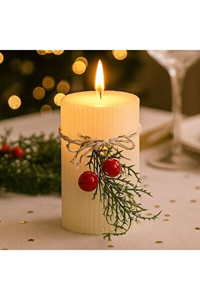 OEM Ecru Christmas candle with embossed stripes & mistletoe Ø5.5x9cm