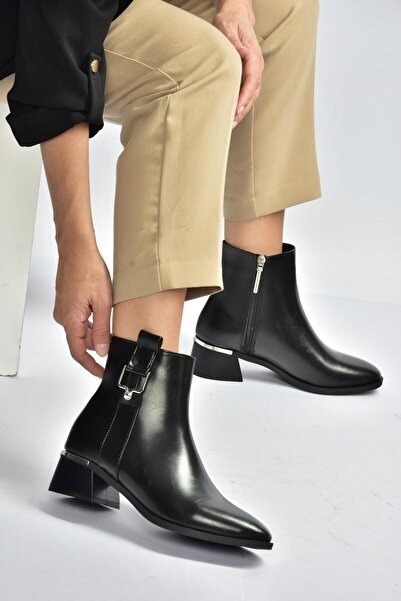 Fox Shoes V518978809 Siyah Alçak Topuklu Kadın Bot