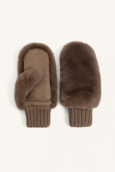 Oysho Faux fur mittens with elasticated cuffs