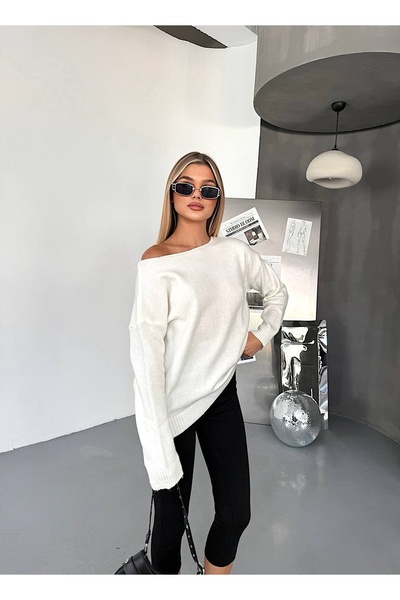 CARLA MARA Pulover tricotat cu umăr dezactivat