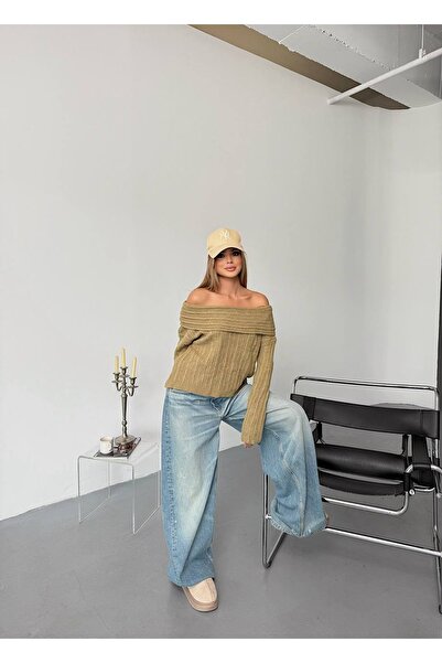 CARLA MARA Bluză de tricotaj cu guler Madonna