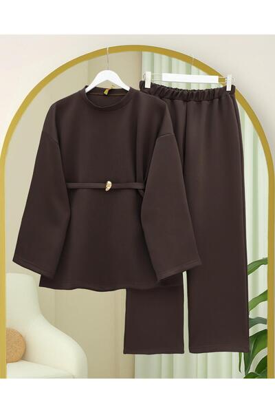 MM Mac Moda بدلة سكوبا بياقة مستديرة وحزام خصر