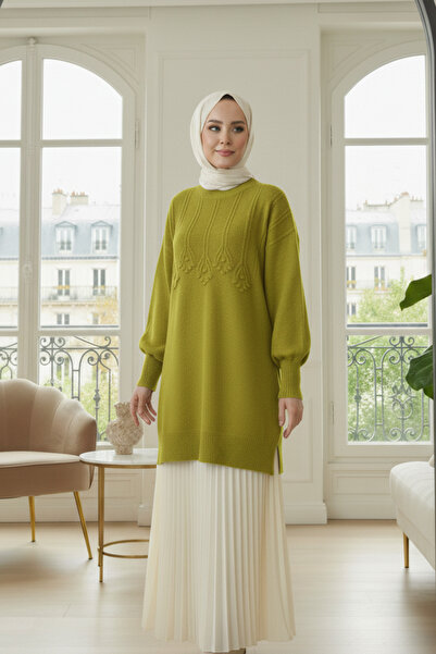 Kirazgym Crew Neck Tunic Sweater with Stripe and Embossed Detail