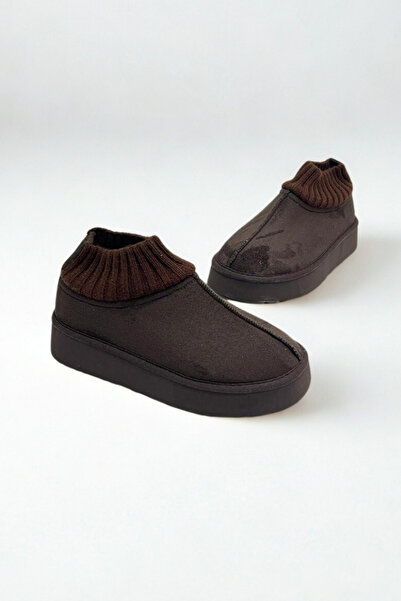 inizio Γυναικείες μπότες καφέ με γούνα εσωτερικά GD051