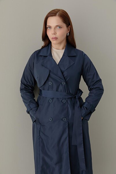 FATMA DANIŞMAN Bondit Kumaş Rüzgarlık Detaylı İç Astarı Renkli Trenç -Lacivert