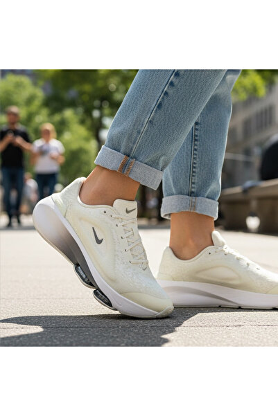 Nike Pantofi sport albi pentru femei Versair Sportie