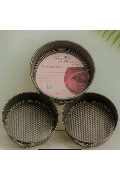 Generic Round cake pan set with lock, 3 sizes