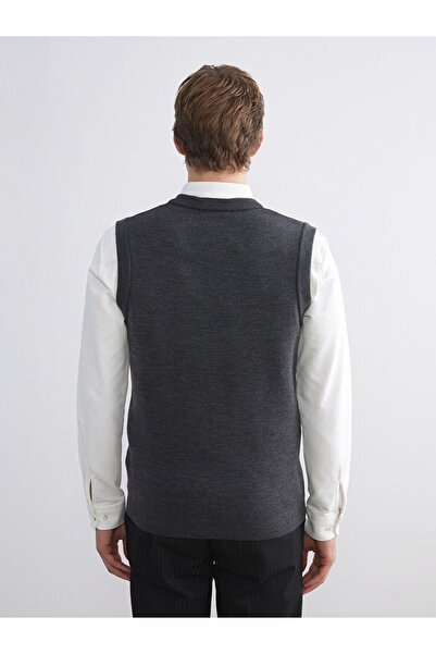 LC Waikiki LCWAIKIKI Classic Standart Kalıp V Yaka Erkek Triko Süveter