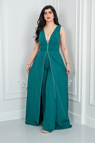 Lara Emerald green jumpsuit with elegant design and shiny touches