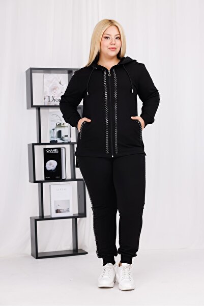 Siyezen Plus Size Crystal Stone Detailed Suit