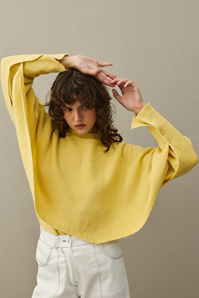 Fahhar Punch-Colored Sweater Set Yellow