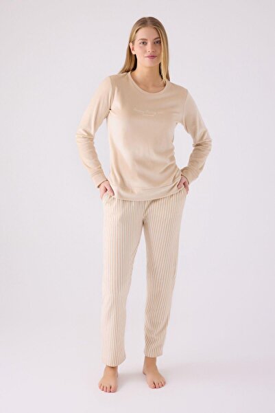 Pierre Cardin Kadın Kadife Uzun Kollu Pijama Takımı