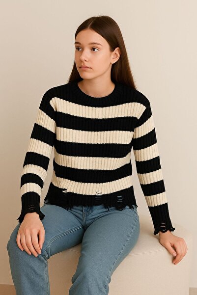 Sfg Life Moda Women's Striped Sleeve Hole Sweater
