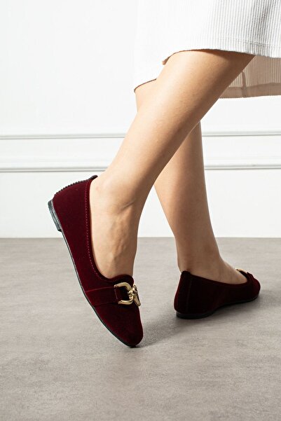 FUGA MODA Belza Burgundy Gold Buckled Velvet Textured Elegant Engagement Dowry Bag Guest House Bag