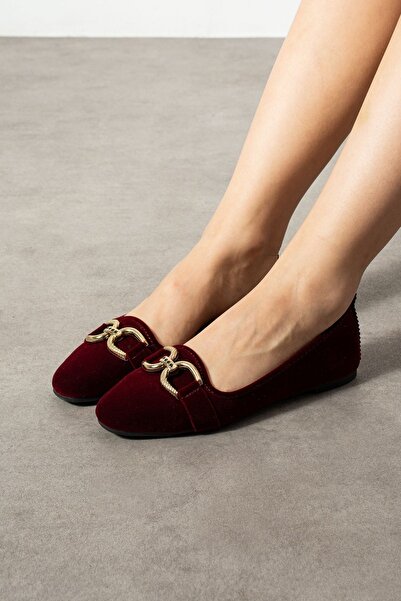 FUGA MODA Belza Burgundy Gold Buckled Velvet Textured Elegant Engagement Dowry Bag Guest House Bag